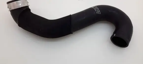 Mercedes-Benz A W169 Intercooler hose/pipe A1695280682