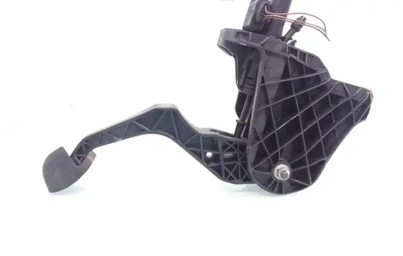 Clutch pedal