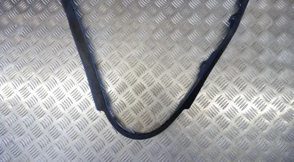Toyota Prius+ (ZVW40) Engine compartment rubber 7685147070