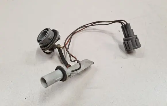 Nissan Primera Headlight/headlamp bulb 
