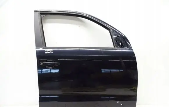 Volkswagen Amarok Front door