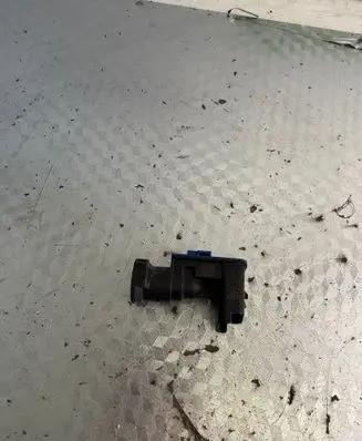Sensor