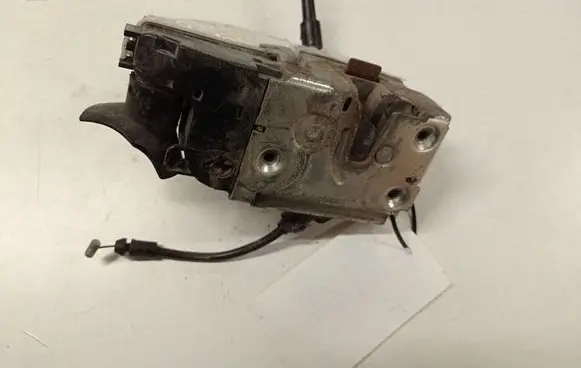Renault Megane II Front door lock