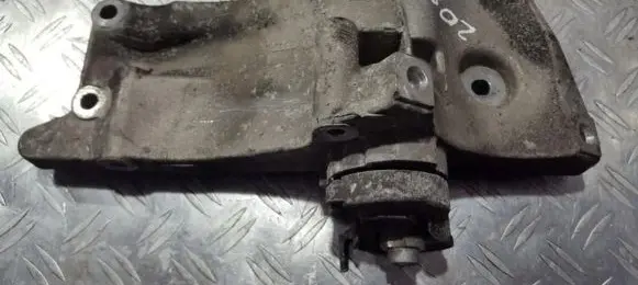 Volkswagen Polo Engine mounting bracket 036145169g