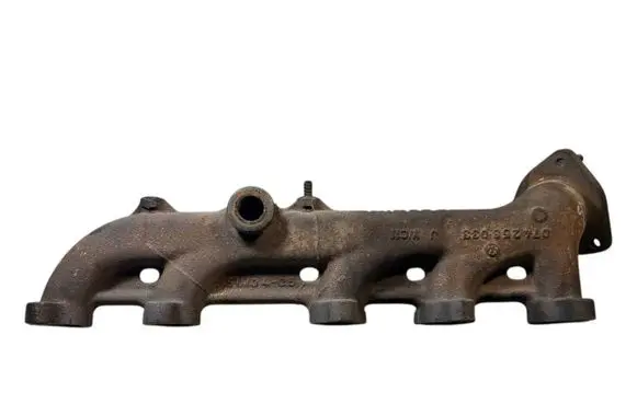 Volkswagen II LT Exhaust manifold 074253033J