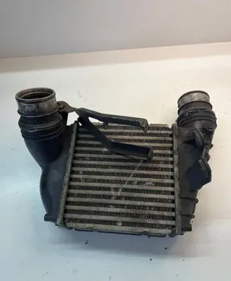 Volkswagen Golf IV Intercooler radiator 1J0145803N IA1307 872999M