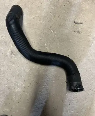 Jeep Grand Cherokee Intercooler hose/pipe