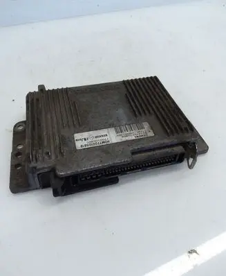 Renault Laguna I Engine control unit/module 7700105819 7700105985