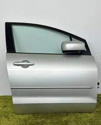 Mazda 5 Front door
