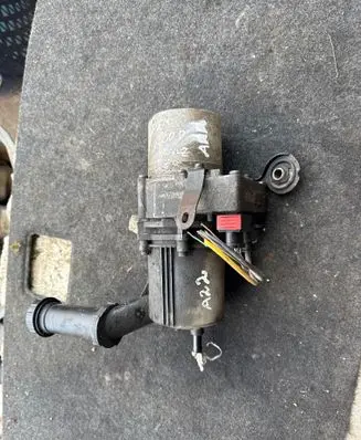 Peugeot 307 Power steering pump 9653583180