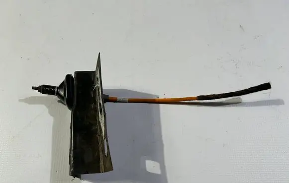 Ford F150 Radio antenna 7048965