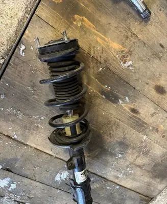 Ford Ecosport Front shock absorber/damper GN1518