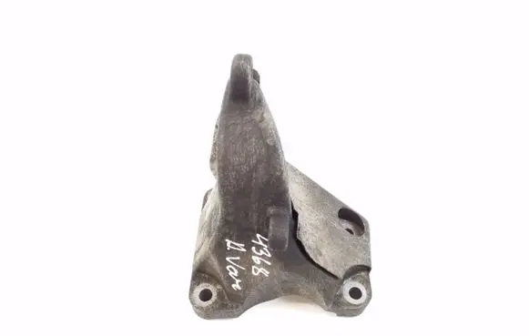 BMW X3 E83 Engine mounting bracket 3451668