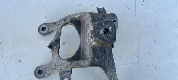 Audi A8 S8 D4 4H Engine mounting bracket 4H0199308AK
