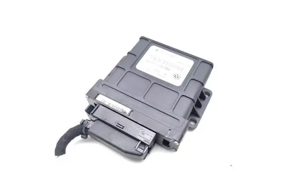 Volkswagen Touareg I Gearbox control unit/module 09D927750FA