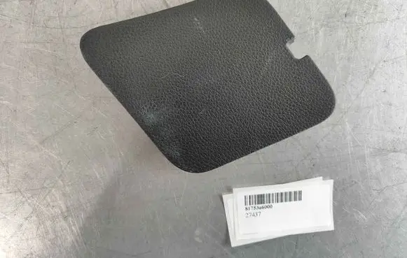 Hyundai i30 Rear bumper row hook cap/cover 81753A6000