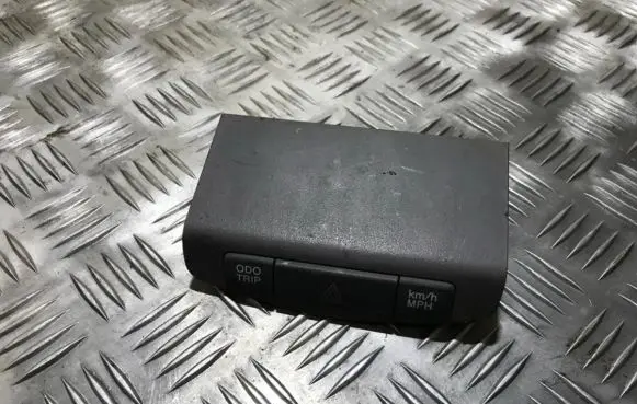Toyota Prius (XW10) Hazard light switch 758363