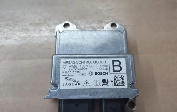 Jaguar XJ X351 Airbag control unit/module AW9314D374BD