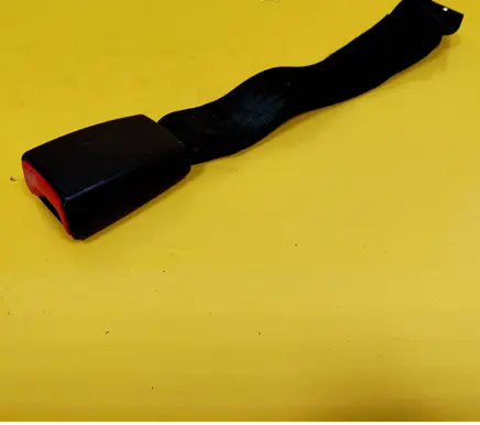 Fiat Punto (176) Rear seatbelt buckle