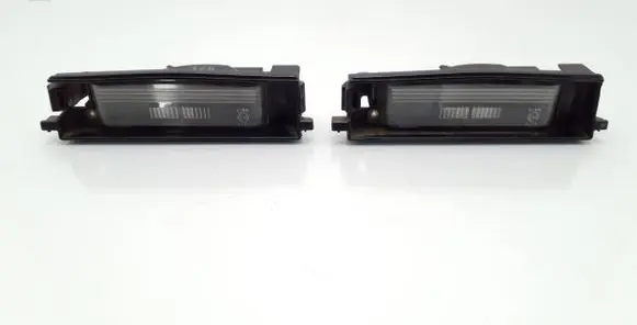 Toyota RAV 4 (XA20) Number plate light E130177