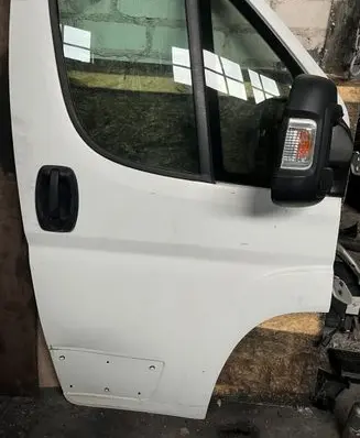 Fiat Ducato Front door