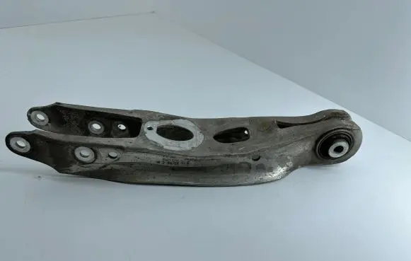 Audi A4 S4 B9 Rear upper control arm/wishbone 8W0505311E