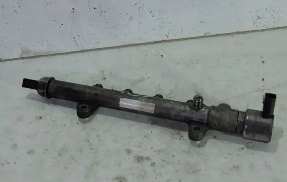 Mercedes-Benz E W212 Fuel main line pipe 93072522A