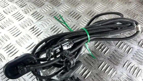 Volvo V60 Windshield washer spray nozzle 30699651