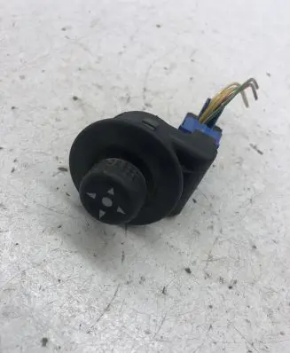 Citroen Berlingo Wing mirror switch 185526