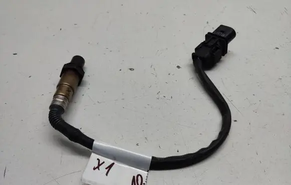 BMW X1 E84 Lambda probe sensor 0281004079 7804369