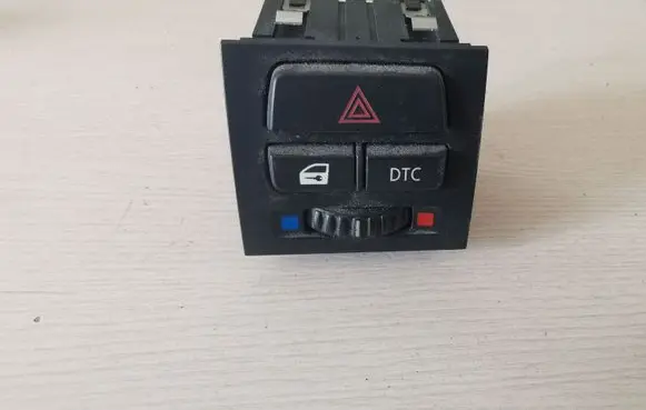 BMW 3 E90 E91 Hazard light switch 61316945652
