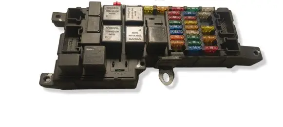 Volvo V70 Fuse module 518826011