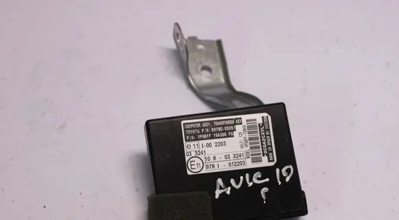 Toyota Avensis T270 Other control units/modules 8978005051