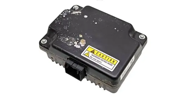 Chrysler Pacifica Voltage converter/converter module 56029814AA