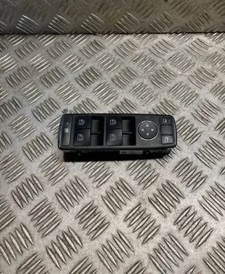 Mercedes-Benz C W204 Electric window control switch 2048700151 A2048700151