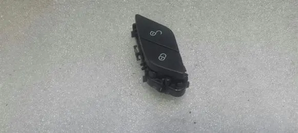 Mercedes-Benz C W205 Central locking switch button A2059055151