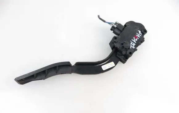 Chevrolet Equinox Accelerator throttle pedal 22707923