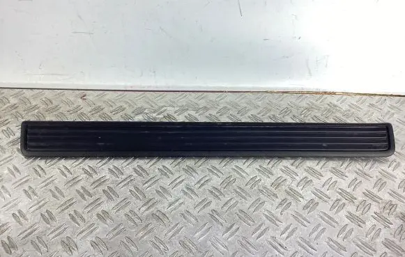 Honda Accord Front sill trim cover 84252TL0003020