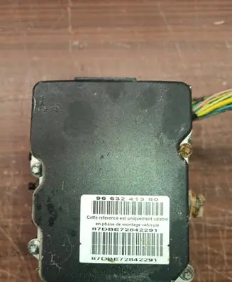 Citroen C4 I ABS Pump 9663241380