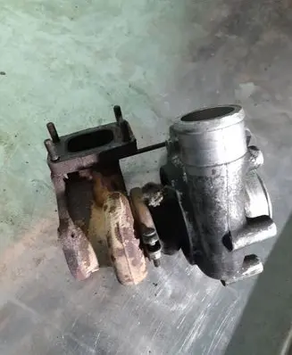 Iveco Daily 4th gen Turbo 504137713 8060258