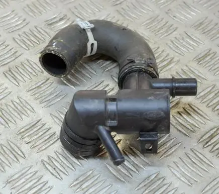 Land Rover Range Rover Sport L494 Engine coolant pipe/hose