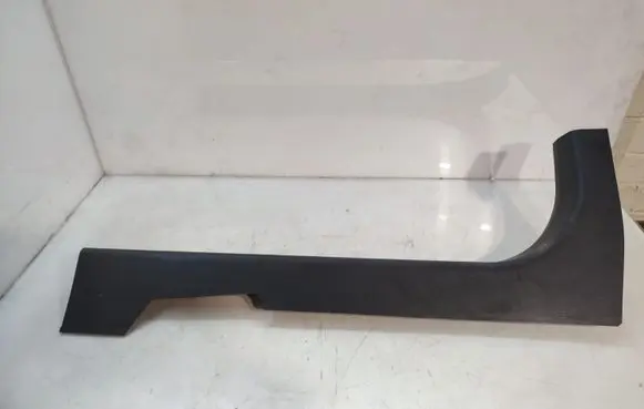 Nissan Qashqai+2 Front sill trim cover 769B5JD000