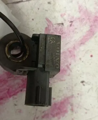 Volvo XC60 Airbag deployment crash/impact sensor 31387891