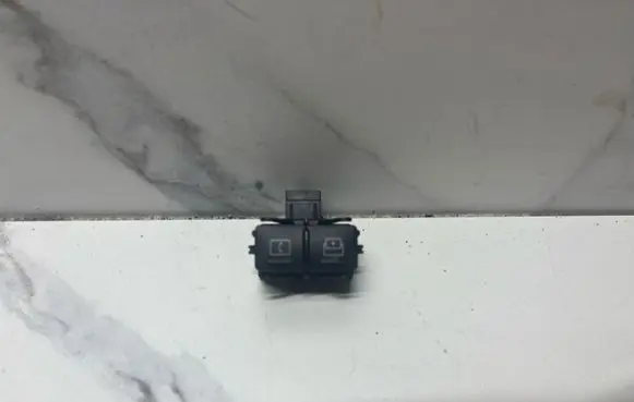 Mercedes-Benz C W204 Other switches/knobs/shifts 2048702851