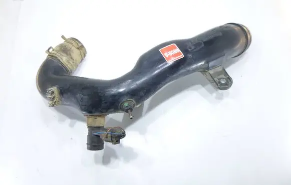 Intercooler hose/pipe