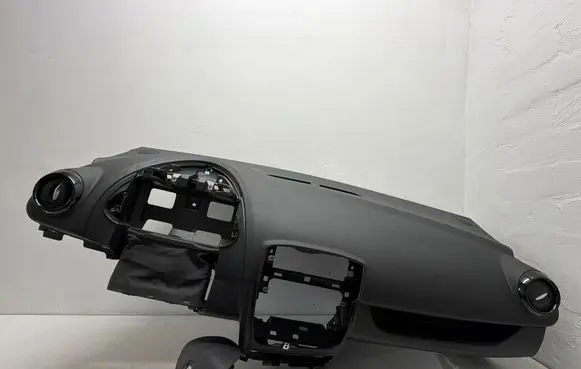 Renault Clio IV Dashboard 681007680R 985706688R