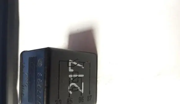 Audi A6 S6 C5 4B Other relay 443951253S