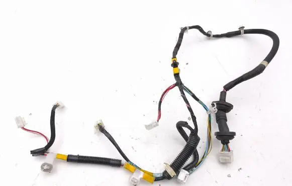 Lexus IS 220D-250-350 Rear door wiring loom 82153530613