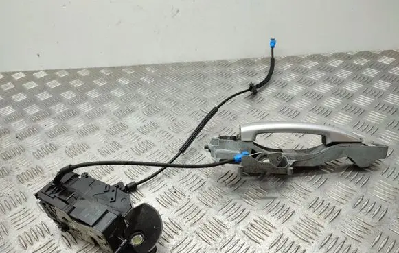 Citroen C4 Grand Picasso Front door lock 24087158