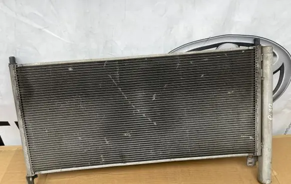 Toyota Prius (XW30) A/C cooling radiator (condenser)